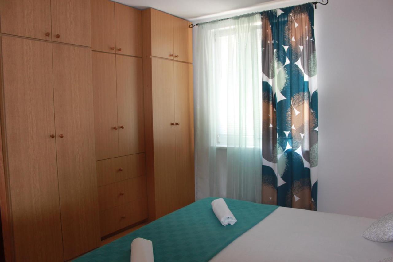 Apartmani Dienes 노비비노돌스키 외부 사진